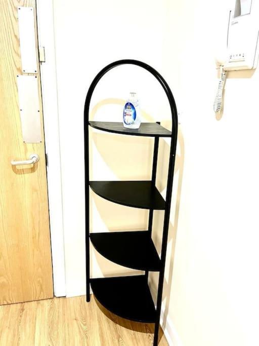 Alluring 2 Bedroom Leeds City Centre Apartment- Self Check-In,Balconied Apartment Exterior photo
